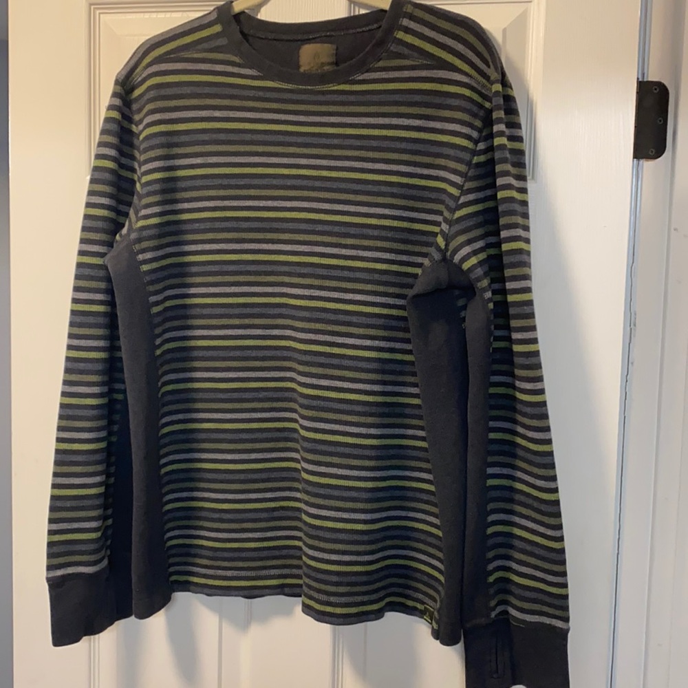 PrAna Breathe Men’s Gray Striped Long Sleeve Ribbed Top w/ Thumb Holes Sz Large